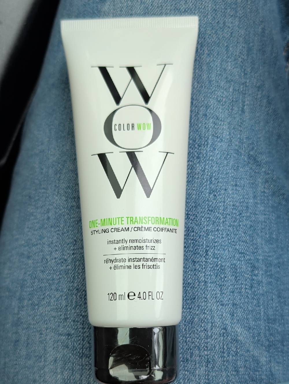 Color Wow One-Minute Transformation Styling Cream - Light Mint Tube